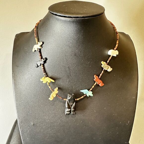Vintage Zuni-style Fetish Carved Heishi beaded necklace! - Picture 15 of 15